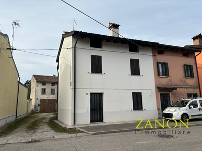 Casa indipendente in vendita a San Lorenzo Isontino