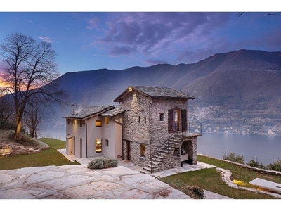 Villa di 200 mq in affitto Torno, Italia