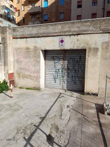 garage in vendita a Sassari