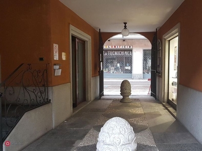 Negozio/Locale commerciale in Affitto in Corso Garibaldi a Borgomanero