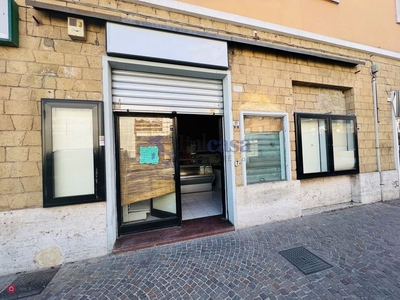 Negozio/Locale commerciale in Affitto in Via Emanuele Filiberto 77 a Latina