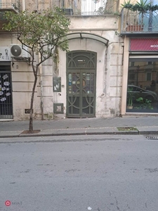Negozio/Locale commerciale in Affitto in Via Francesco Paolo Volpe a Salerno