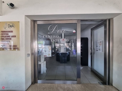 Negozio/Locale commerciale in Affitto in Via Uberto Bonino 8 a Messina