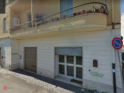 Negozio/Locale commerciale in Affitto in Via Udino Bombieri a Bracciano