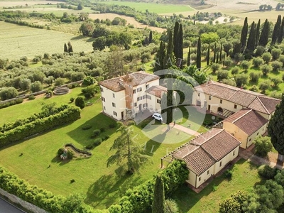 Prestigiosa villa di 1446 mq in vendita, Castelnuovo Berardenga, Italia