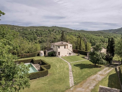 Rustico casale ristrutturato a Civitella in Val di Chiana