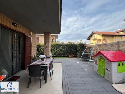 Villa a schiera in Via Casale 40 l in zona Castelrosso a Chivasso