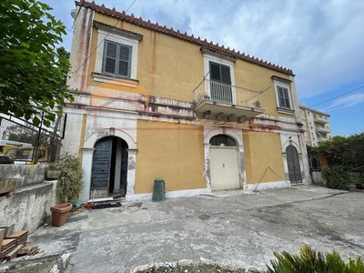 Villa con giardino, Siracusa teocrito,san giovanni