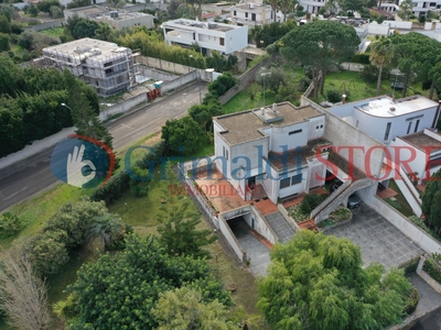 Villa in vendita in via potenza 16, Lecce