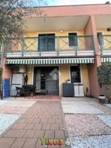 VILLA A SCHIERA A VERONA