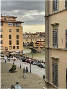 Appartamento in Affitto in Via dei Bardi a Firenze