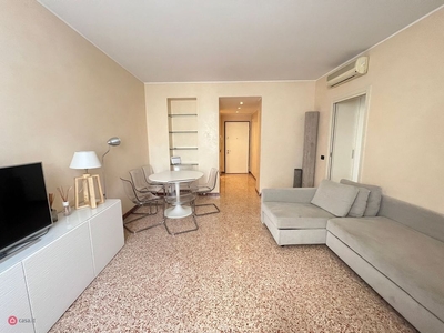 Appartamento in Affitto in Via Filippo Corridoni a Milano