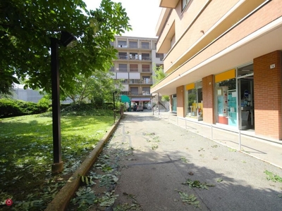 Negozio/Locale commerciale in Affitto in Corso Piave 14 /4 a Alba