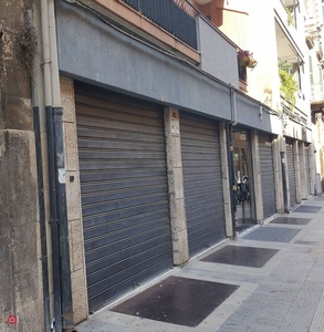 Negozio/Locale commerciale in Affitto in Via Pietro Ravanas a Bari
