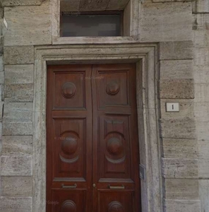 Palazzo in Via Podesti 1, Ancona, 7 locali, 2 bagni, 164 m² in vendita