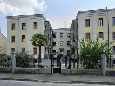 Quadrilocale in Via Nazario Sauro 34, Lissone, 1 bagno, garage, 66 m²