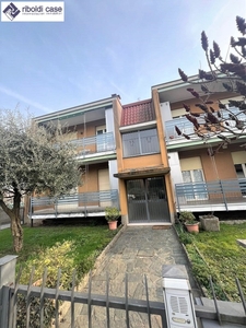 Quadrilocale in VIA SANTA MARGHERITA, Macherio, 1 bagno, 115 m²