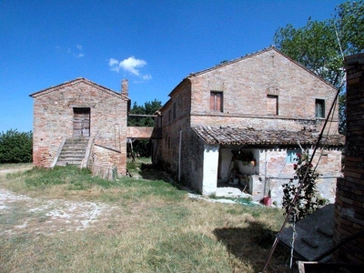 Rustico in vendita a Monte Rinaldo