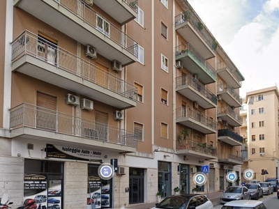 spazio commerciale in affitto a Siracusa