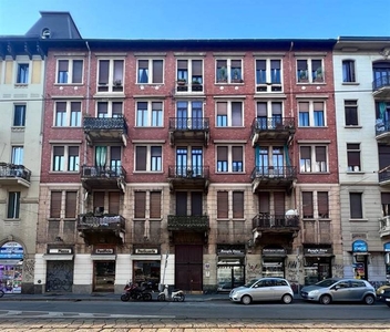 Trilocale in Via Settembrini, 41 in zona Repubblica, Stazione Centrale a Milano