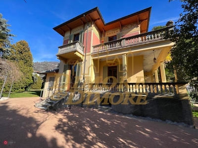 Villa in Affitto in Via Fratelli Maccariò 3 a Maccagno con Pino e Veddasca