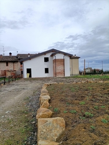 villa indipendente in vendita a Borgonovo Val Tidone