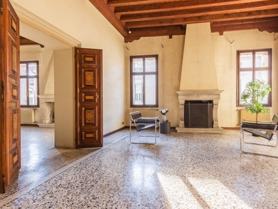 Appartamento da ristrutturare, Pordenone centro storico