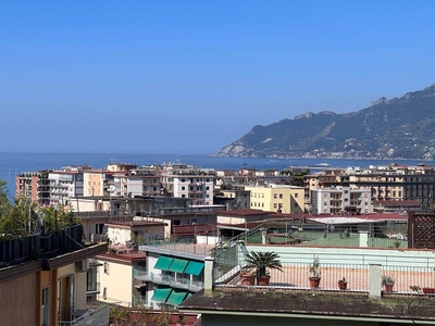Appartamento in affitto a Salerno Irno / Calcedonia/ Petrosino
