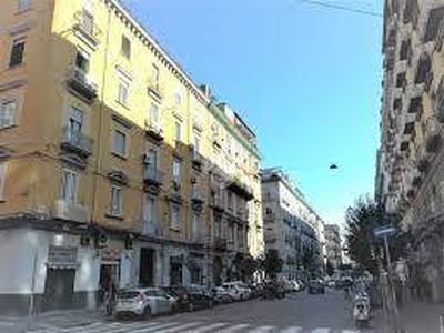 Appartamento in vendita a Napoli Piazza Garibaldi