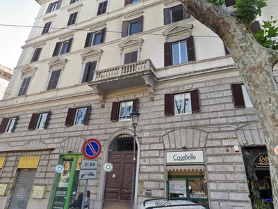 Appartamento in vendita a Roma - Zona: Tuscolano