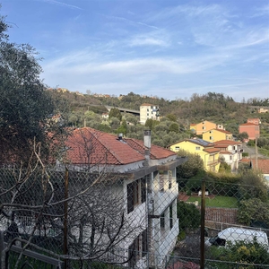 Appartamento indipendente in vendita a La Spezia Colli