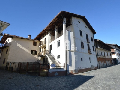 Casa indipendente in vendita, Val di Chy pecco