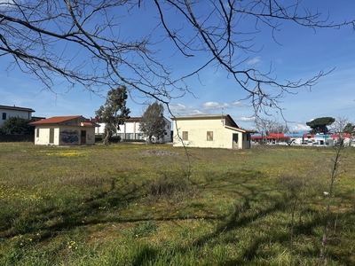 Casa Indipendente in Via Pontina Km 104,800, Terracina (LT)