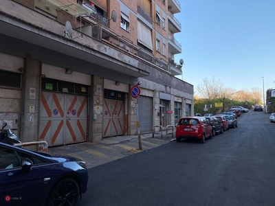 Garage/Posto auto in Vendita in Via dei Cluniacensi 21 a Roma