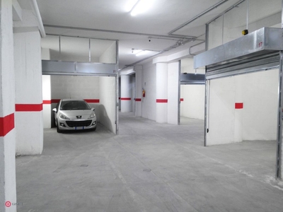 Garage/Posto auto in Vendita in Via Quirino Majorana 141 a Roma