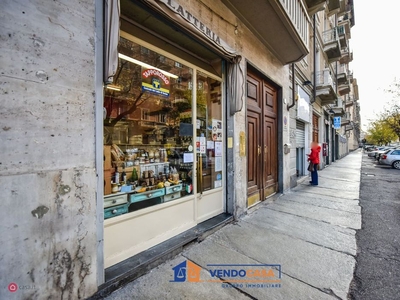 Negozio/Locale commerciale in Vendita in Corso Alcide De Gasperi 31 a Torino