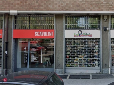 Negozio/Locale commerciale in Vendita in Corso Racconigi 26 a Torino