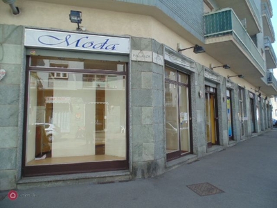 Negozio/Locale commerciale in Vendita in Via Oropa 114 a Torino