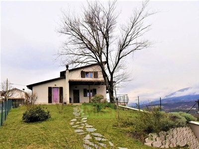 Villa con terrazzo, Sarnano campagna