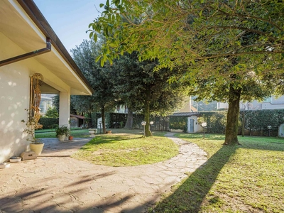 Villa in vendita a Massarosa Lucca Massarosa (capoluogo)