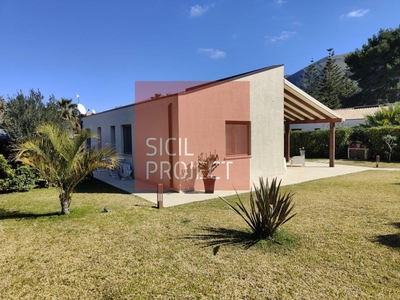 villa indipendente in vendita a Castellammare del Golfo