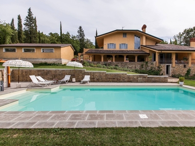 Casa in vendita in Chiassa Superiore, Italia