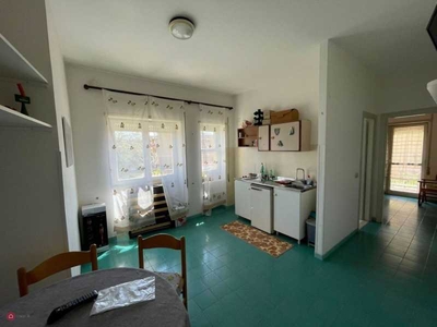 Appartamento in Affitto ad Terracina - 3000 Euro