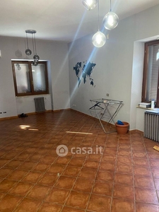 Appartamento in Affitto in Via dell'Acqua Acetosa a Ciampino
