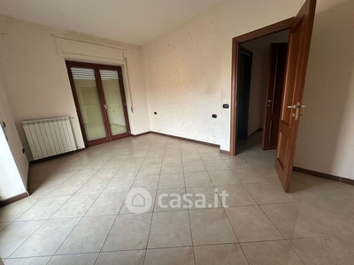 Appartamento in Affitto in Via Marchesella 32 a Giugliano in Campania