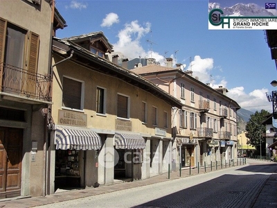 Appartamento in Affitto in Via Monginevro 64 a Oulx