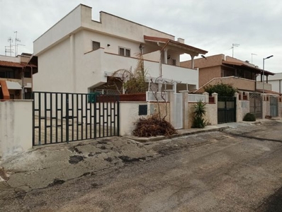 Appartamento in vendita a Manduria Taranto San Pietro In Bevagna