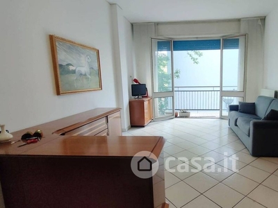 Appartamento in Vendita in Viale Amerigo Vespucci 29 a Rimini