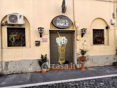 Negozio/Locale commerciale in Affitto in Via Monte Grappa 29 a Civitavecchia
