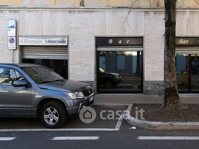 Negozio/Locale commerciale in Affitto in Via Roma 45 a Saronno